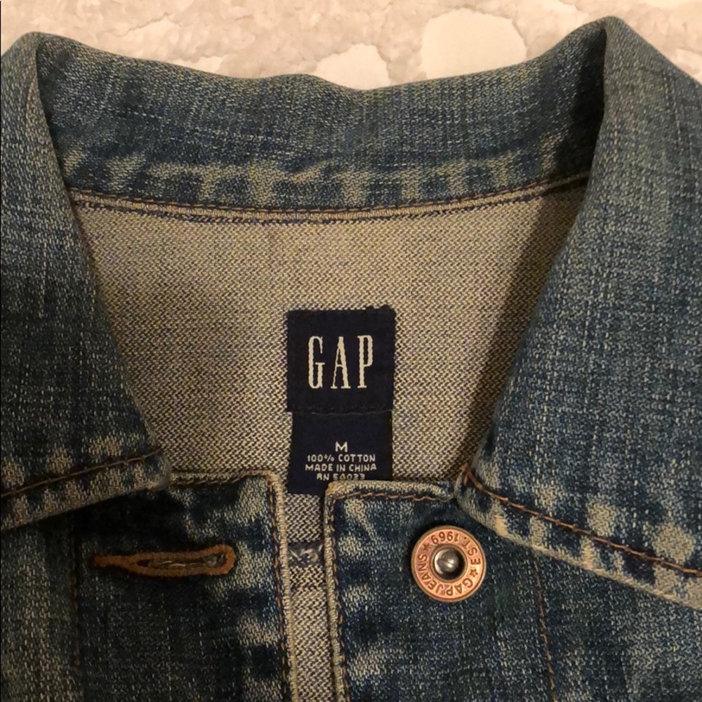 Gap Jean Jacket - image 4